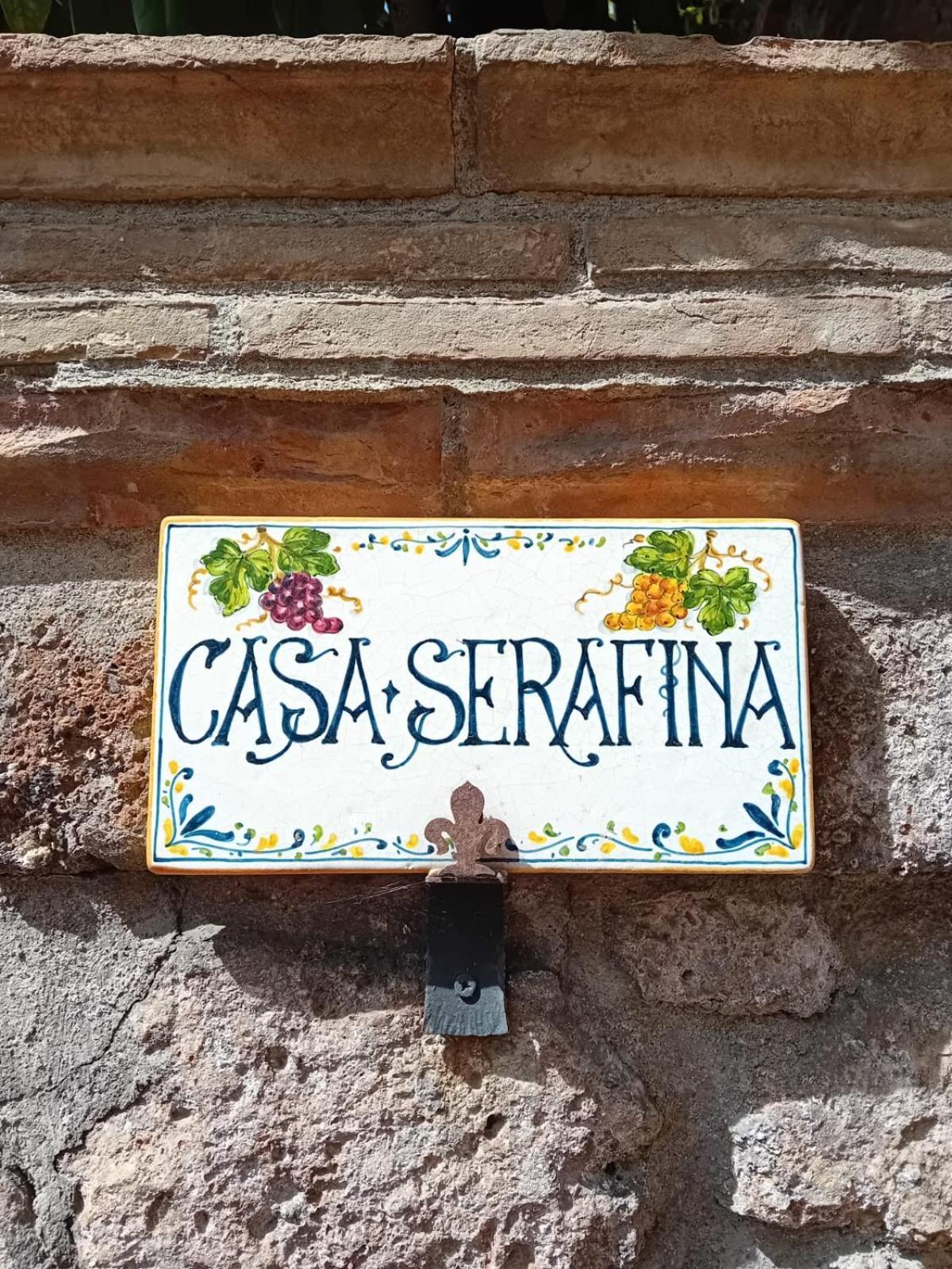Casa Serafina Trilocale Con Arredi D'Arte E Parcheggio Privato Orvieto Exterior foto